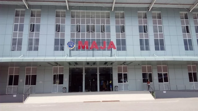 stasiun maja